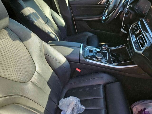 Белый БМВ Х5, объемом двигателя 3 л и пробегом 225 тыс. км за 43000 $, фото 4 на Automoto.ua