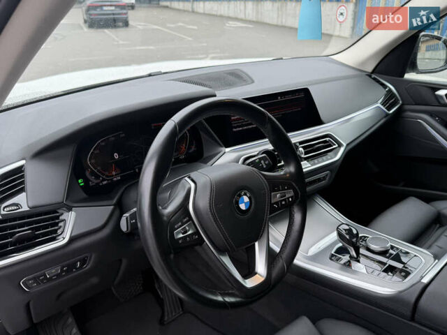 Белый БМВ Х5, объемом двигателя 2 л и пробегом 68 тыс. км за 56500 $, фото 29 на Automoto.ua