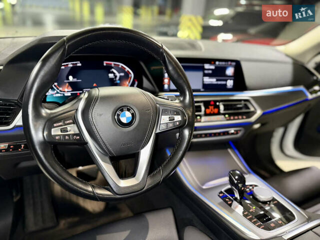 Білий БМВ Х5, об'ємом двигуна 2 л та пробігом 68 тис. км за 54500 $, фото 20 на Automoto.ua