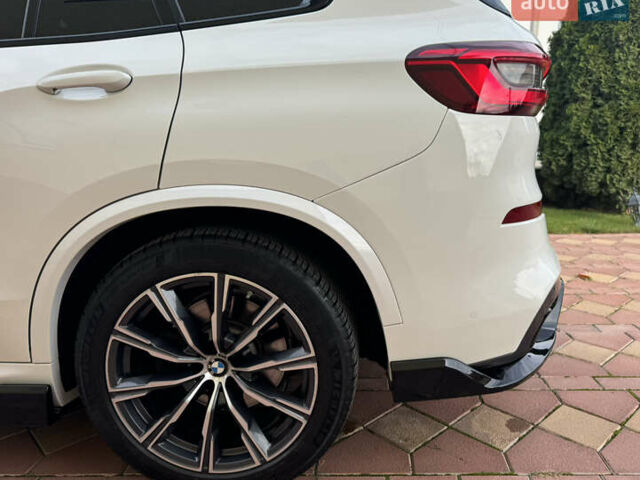 Белый БМВ Х5, объемом двигателя 3 л и пробегом 124 тыс. км за 49000 $, фото 17 на Automoto.ua