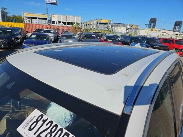 Белый БМВ Х5, объемом двигателя 3 л и пробегом 225 тыс. км за 43000 $, фото 12 на Automoto.ua