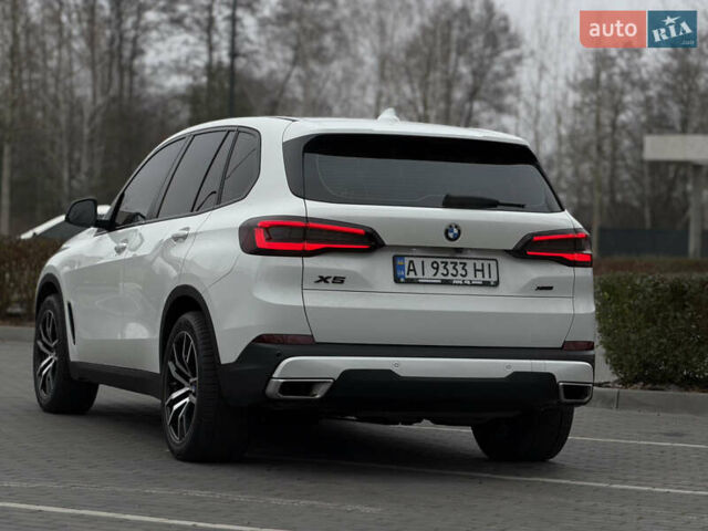 Білий БМВ Х5, об'ємом двигуна 2 л та пробігом 57 тис. км за 61000 $, фото 6 на Automoto.ua