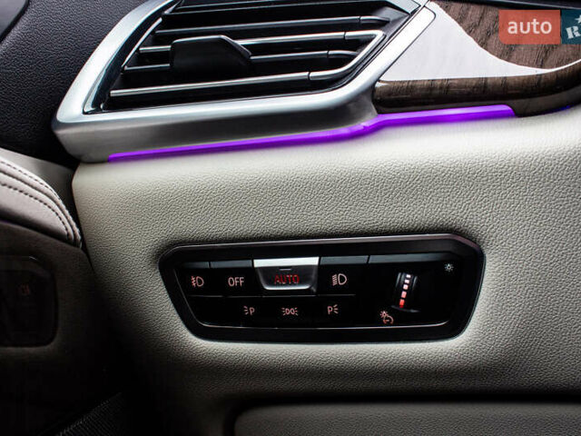 Белый БМВ Х5, объемом двигателя 4.4 л и пробегом 118 тыс. км за 57000 $, фото 25 на Automoto.ua