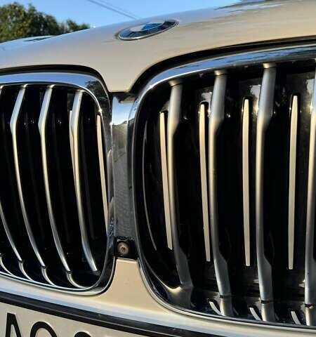 Белый БМВ Х5, объемом двигателя 3 л и пробегом 59 тыс. км за 46000 $, фото 4 на Automoto.ua