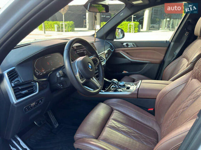 БМВ Х5 2020 в Днепре (Днепропетровске) на Automoto.ua Белый БМВ Х5, объемом двигателя 2.99 л и пробегом 75 тыс. км за 77000 $, фото 13 на Automoto.ua