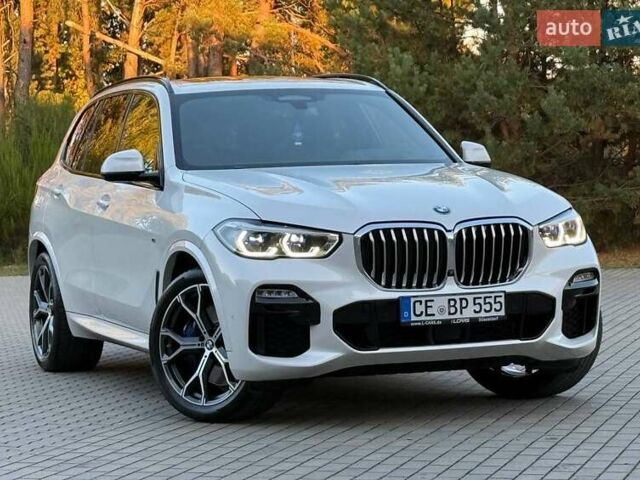 Белый БМВ Х5, объемом двигателя 3 л и пробегом 130 тыс. км за 58700 $, фото 4 на Automoto.ua