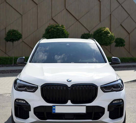 Белый БМВ Х5, объемом двигателя 2.99 л и пробегом 70 тыс. км за 65000 $, фото 8 на Automoto.ua