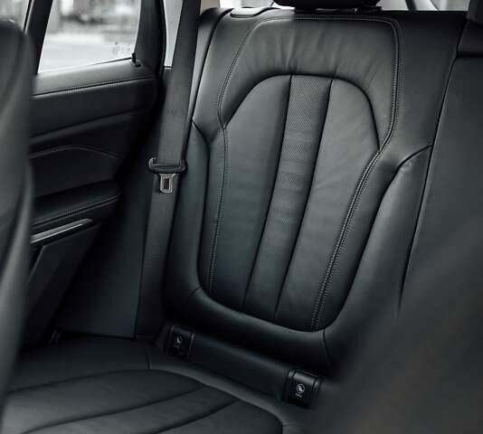 Білий БМВ Х5, об'ємом двигуна 2 л та пробігом 79 тис. км за 49000 $, фото 14 на Automoto.ua