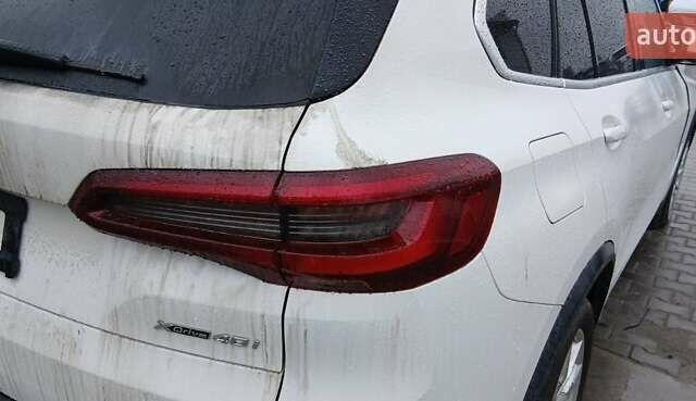 Білий БМВ Х5, об'ємом двигуна 3 л та пробігом 120 тис. км за 29500 $, фото 8 на Automoto.ua