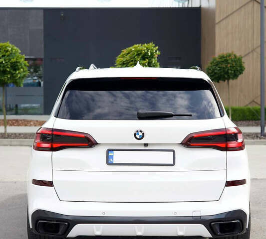 Белый БМВ Х5, объемом двигателя 2.99 л и пробегом 70 тыс. км за 65000 $, фото 16 на Automoto.ua