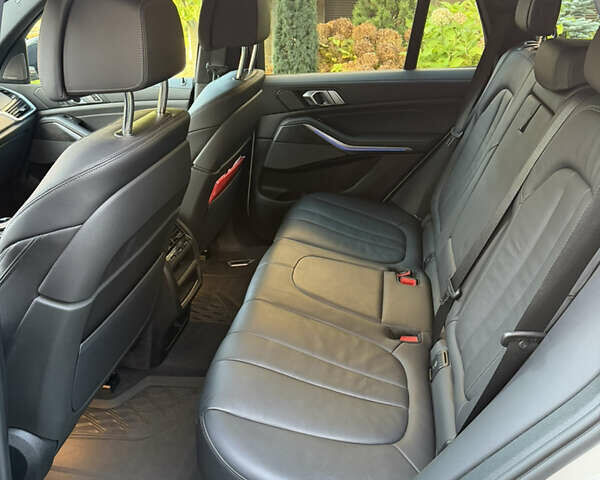 БМВ Х5 2021 в Черновцах на Automoto.ua Белый БМВ Х5, объемом двигателя 2.99 л и пробегом 84 тыс. км за 74000 $, фото 19 на Automoto.ua