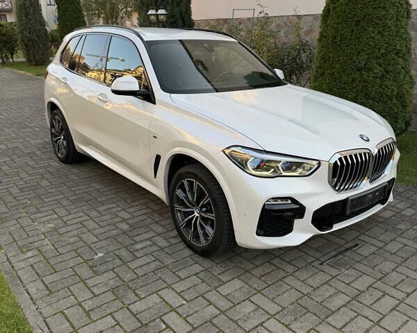 БМВ Х5 2021 в Черновцах на Automoto.ua Белый БМВ Х5, объемом двигателя 2.99 л и пробегом 84 тыс. км за 74000 $, фото 4 на Automoto.ua