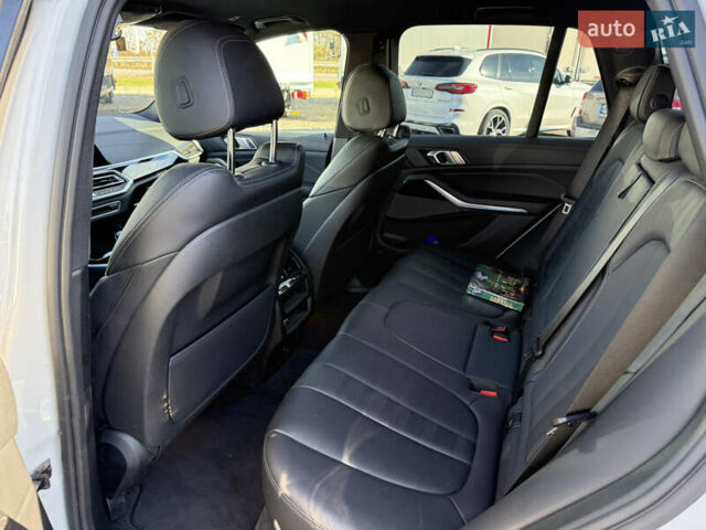 Білий БМВ Х5, об'ємом двигуна 3 л та пробігом 118 тис. км за 67777 $, фото 28 на Automoto.ua