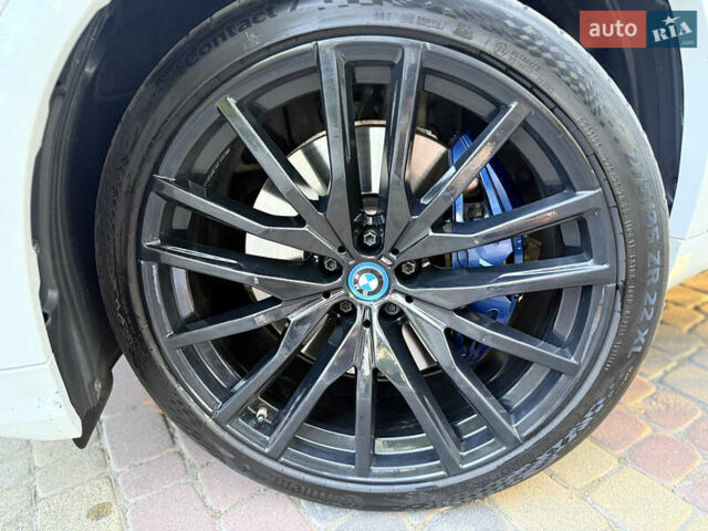 Белый БМВ Х5, объемом двигателя 3 л и пробегом 72 тыс. км за 71800 $, фото 25 на Automoto.ua