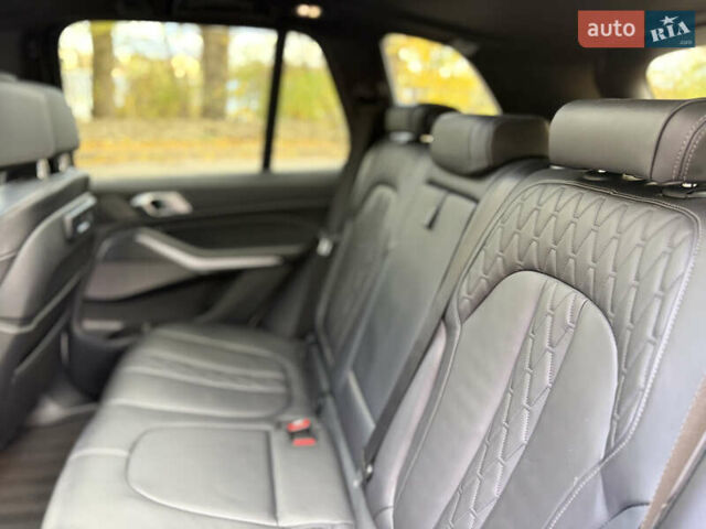 БМВ Х5 2021 в Тернополе на Automoto.ua Белый БМВ Х5, объемом двигателя 3 л и пробегом 98 тыс. км за 64900 $, фото 22 на Automoto.ua