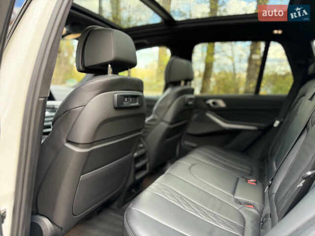 БМВ Х5 2021 в Тернополе на Automoto.ua Белый БМВ Х5, объемом двигателя 3 л и пробегом 98 тыс. км за 64900 $, фото 21 на Automoto.ua