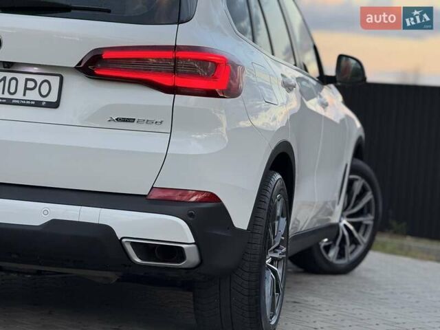 БМВ Х5 2021 в Стрые на Automoto.ua Белый БМВ Х5, объемом двигателя 2 л и пробегом 89 тыс. км за 53900 $, фото 42 на Automoto.ua