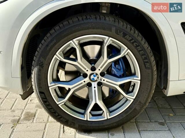 Белый БМВ Х5, объемом двигателя 2.99 л и пробегом 95 тыс. км за 64500 $, фото 20 на Automoto.ua