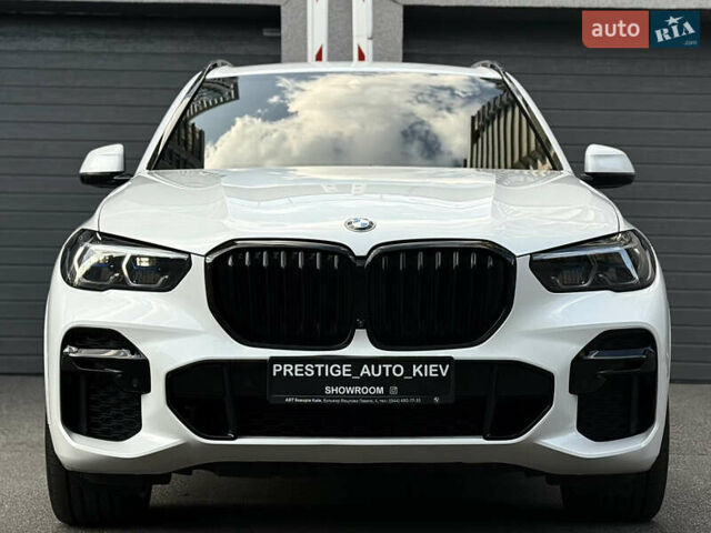 Белый БМВ Х5, объемом двигателя 3 л и пробегом 61 тыс. км за 73000 $, фото 5 на Automoto.ua