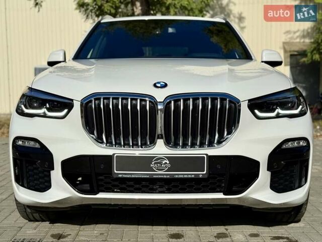 Белый БМВ Х5, объемом двигателя 2.99 л и пробегом 95 тыс. км за 64500 $, фото 7 на Automoto.ua