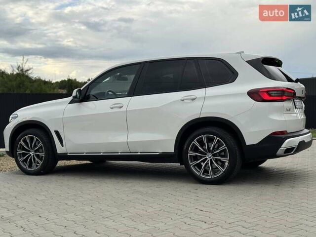 Білий БМВ Х5, об'ємом двигуна 2 л та пробігом 74 тис. км за 54200 $, фото 24 на Automoto.ua
