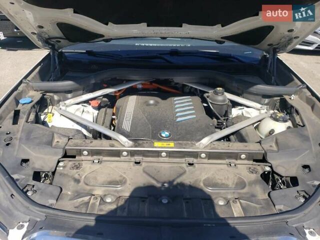 Білий БМВ Х5, об'ємом двигуна 3 л та пробігом 105 тис. км за 27100 $, фото 11 на Automoto.ua