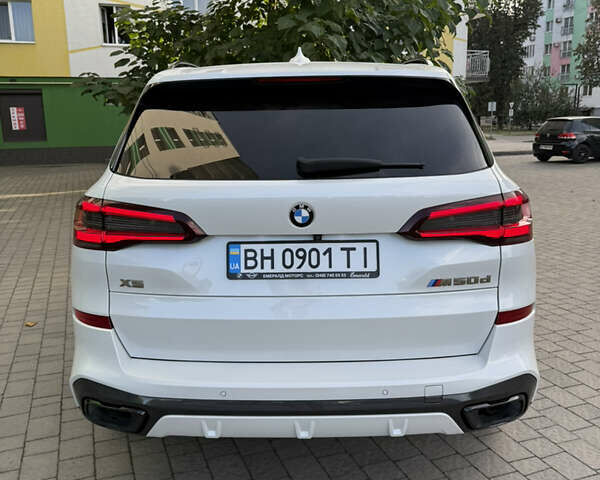 Белый БМВ Х5, объемом двигателя 2.99 л и пробегом 124 тыс. км за 74999 $, фото 10 на Automoto.ua