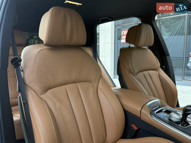 Белый БМВ Х5, объемом двигателя 3 л и пробегом 61 тыс. км за 73000 $, фото 47 на Automoto.ua
