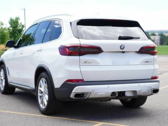 Белый БМВ Х5, объемом двигателя 3 л и пробегом 24 тыс. км за 52300 $, фото 3 на Automoto.ua