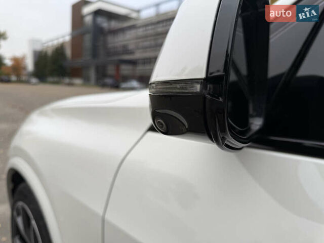 Белый БМВ Х5, объемом двигателя 3 л и пробегом 52 тыс. км за 55555 $, фото 19 на Automoto.ua