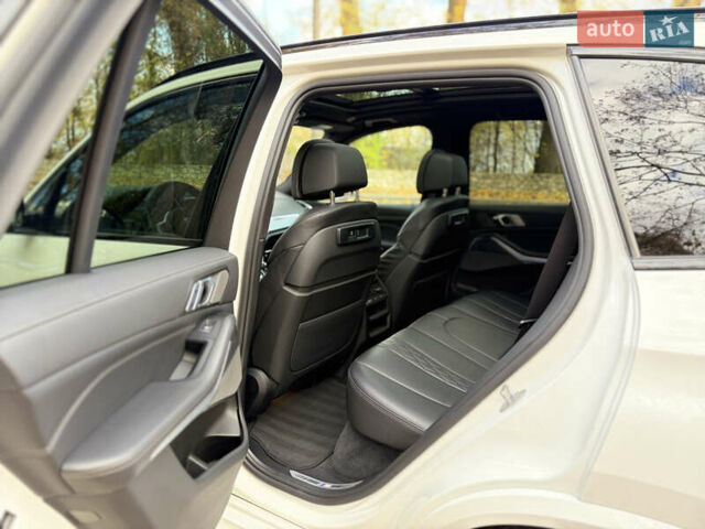 БМВ Х5 2021 в Тернополе на Automoto.ua Белый БМВ Х5, объемом двигателя 3 л и пробегом 98 тыс. км за 64900 $, фото 20 на Automoto.ua