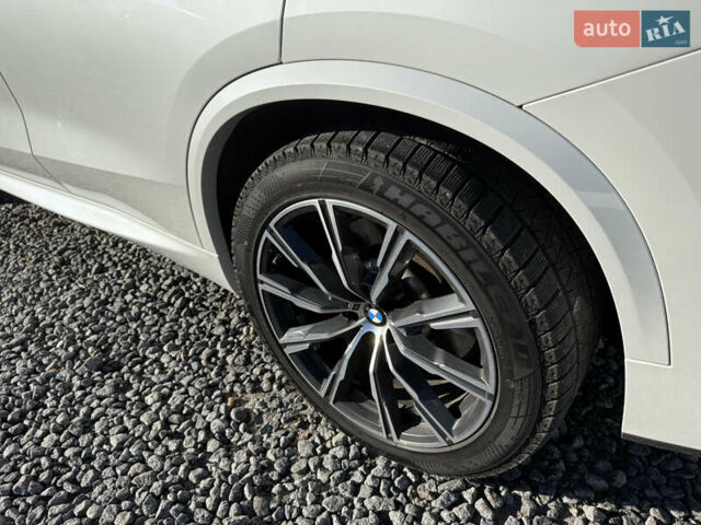 Білий БМВ Х5, об'ємом двигуна 3 л та пробігом 118 тис. км за 67777 $, фото 19 на Automoto.ua