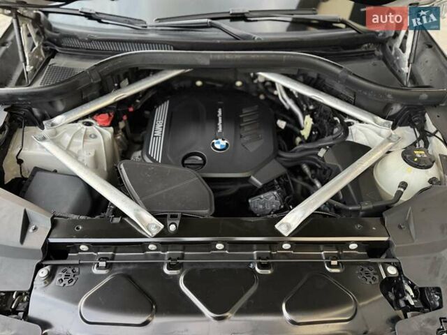 БМВ Х5 2021 в Стрые на Automoto.ua Белый БМВ Х5, объемом двигателя 2 л и пробегом 89 тыс. км за 53900 $, фото 90 на Automoto.ua