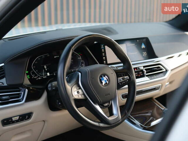 Білий БМВ Х5, об'ємом двигуна 3 л та пробігом 58 тис. км за 59500 $, фото 20 на Automoto.ua