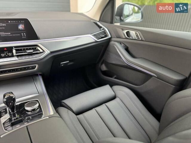 Білий БМВ Х5, об'ємом двигуна 2 л та пробігом 74 тис. км за 54200 $, фото 78 на Automoto.ua