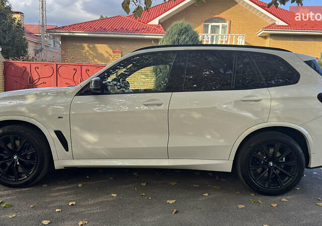 Белый БМВ Х5, объемом двигателя 2.99 л и пробегом 134 тыс. км за 61000 $, фото 2 на Automoto.ua