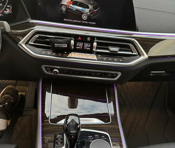 Белый БМВ Х5, объемом двигателя 3 л и пробегом 74 тыс. км за 55000 $, фото 60 на Automoto.ua
