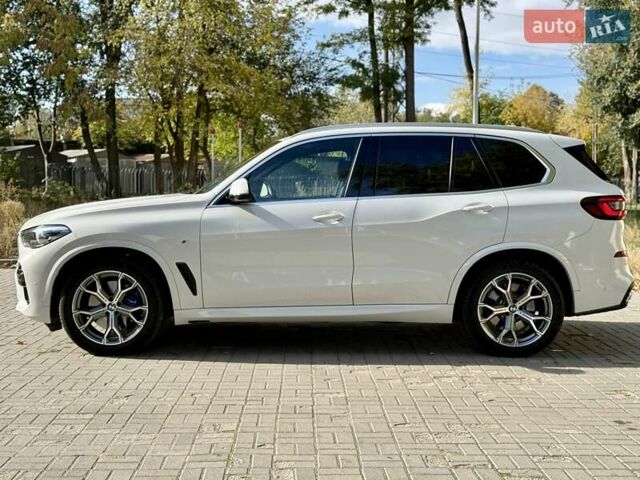 БМВ Х5 2021 у Дніпро (Дніпропетровську) на Automoto.ua Білий БМВ Х5, об'ємом двигуна 2.99 л та пробігом 95 тис. км за 64500 $, фото 19 на Automoto.ua