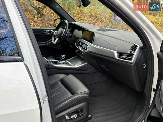 БМВ Х5 2021 в Тернополе на Automoto.ua Белый БМВ Х5, объемом двигателя 3 л и пробегом 98 тыс. км за 64900 $, фото 35 на Automoto.ua