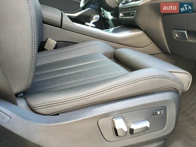 Белый БМВ Х5, объемом двигателя 2 л и пробегом 68 тыс. км за 53800 $, фото 8 на Automoto.ua