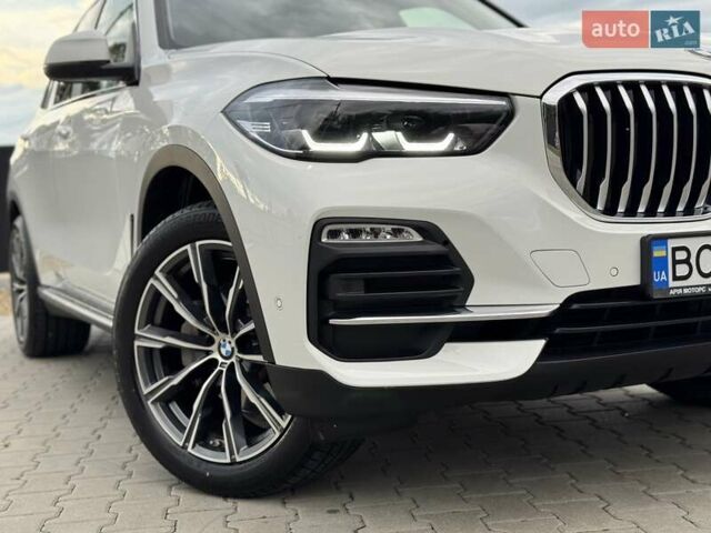 Білий БМВ Х5, об'ємом двигуна 2 л та пробігом 74 тис. км за 54200 $, фото 36 на Automoto.ua