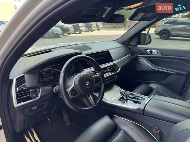 Белый БМВ Х5, объемом двигателя 2.99 л и пробегом 80 тыс. км за 69250 $, фото 19 на Automoto.ua