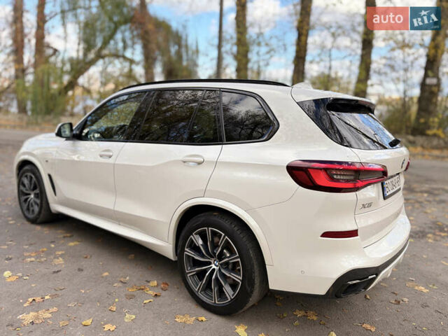 БМВ Х5 2021 в Тернополе на Automoto.ua Белый БМВ Х5, объемом двигателя 3 л и пробегом 98 тыс. км за 64900 $, фото 5 на Automoto.ua