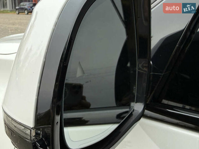 Белый БМВ Х5, объемом двигателя 3 л и пробегом 52 тыс. км за 55555 $, фото 20 на Automoto.ua