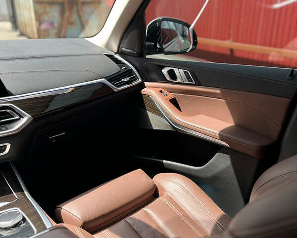 Белый БМВ Х5, объемом двигателя 2.99 л и пробегом 38 тыс. км за 67900 $, фото 9 на Automoto.ua