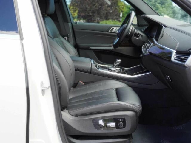 Белый БМВ Х5, объемом двигателя 3 л и пробегом 24 тыс. км за 52300 $, фото 6 на Automoto.ua