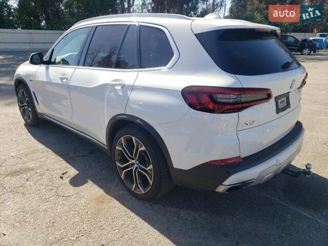 Білий БМВ Х5, об'ємом двигуна 3 л та пробігом 105 тис. км за 27100 $, фото 1 на Automoto.ua