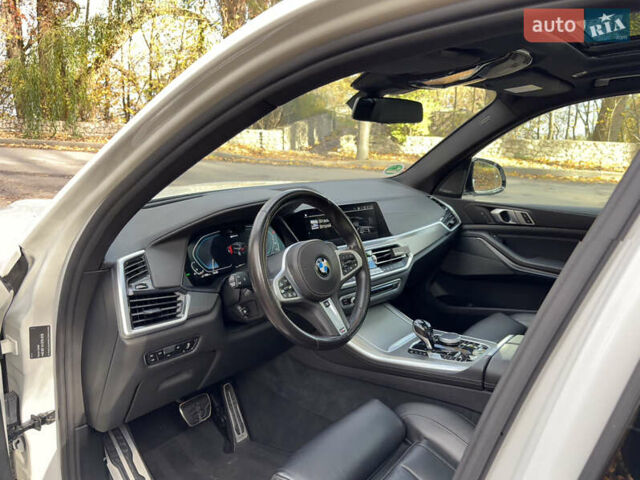 БМВ Х5 2021 в Тернополе на Automoto.ua Белый БМВ Х5, объемом двигателя 3 л и пробегом 98 тыс. км за 64900 $, фото 26 на Automoto.ua