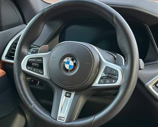 Белый БМВ Х5, объемом двигателя 2 л и пробегом 49 тыс. км за 69900 $, фото 18 на Automoto.ua