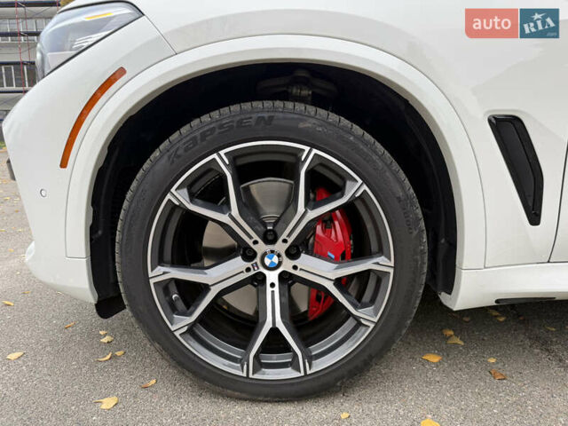 Белый БМВ Х5, объемом двигателя 3 л и пробегом 52 тыс. км за 55555 $, фото 18 на Automoto.ua